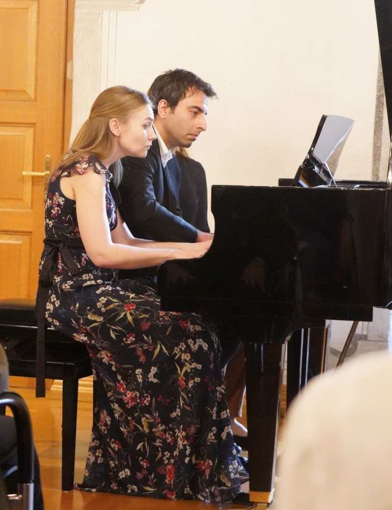 Vier Hände und ein Instrument: Hanna Bachmann und Yunus Kaya spielten bilderreiche Klavierkammermusik